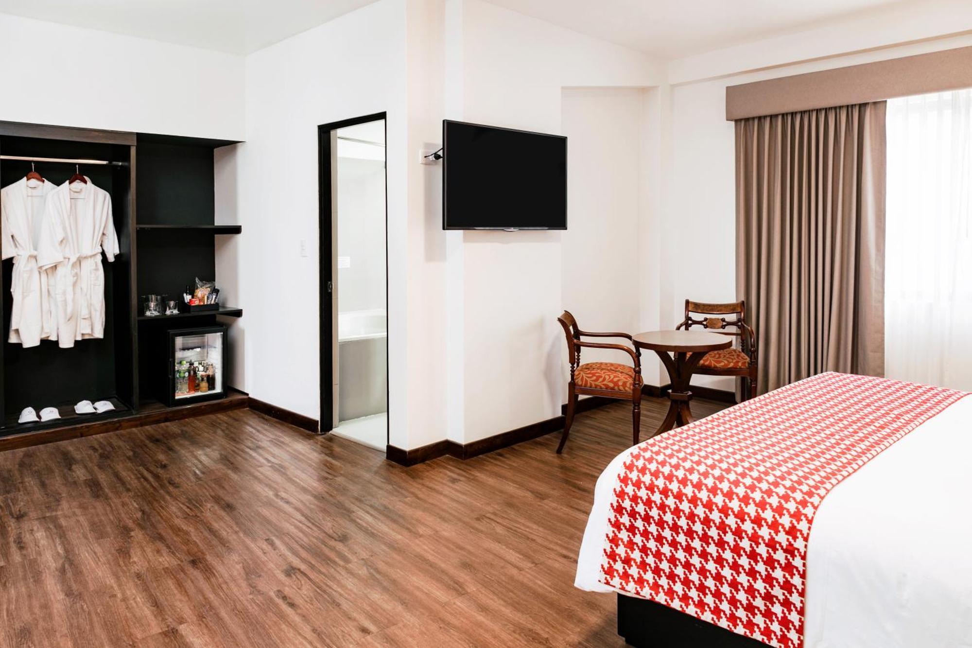 فندق Wyndham Costa Del Sol بيورا المظهر الخارجي الصورة